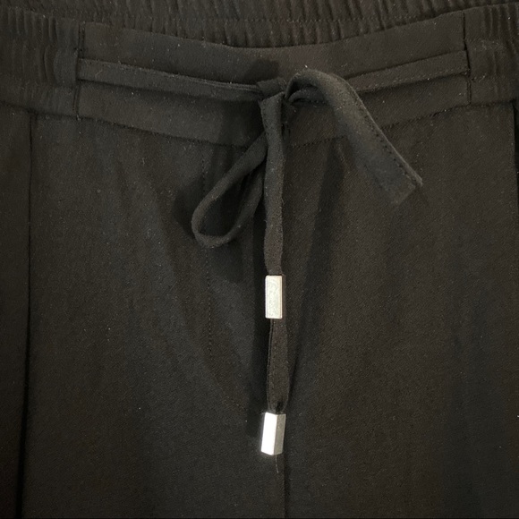 RW&Co | Pleated Black Pants - Picture 4 of 8
